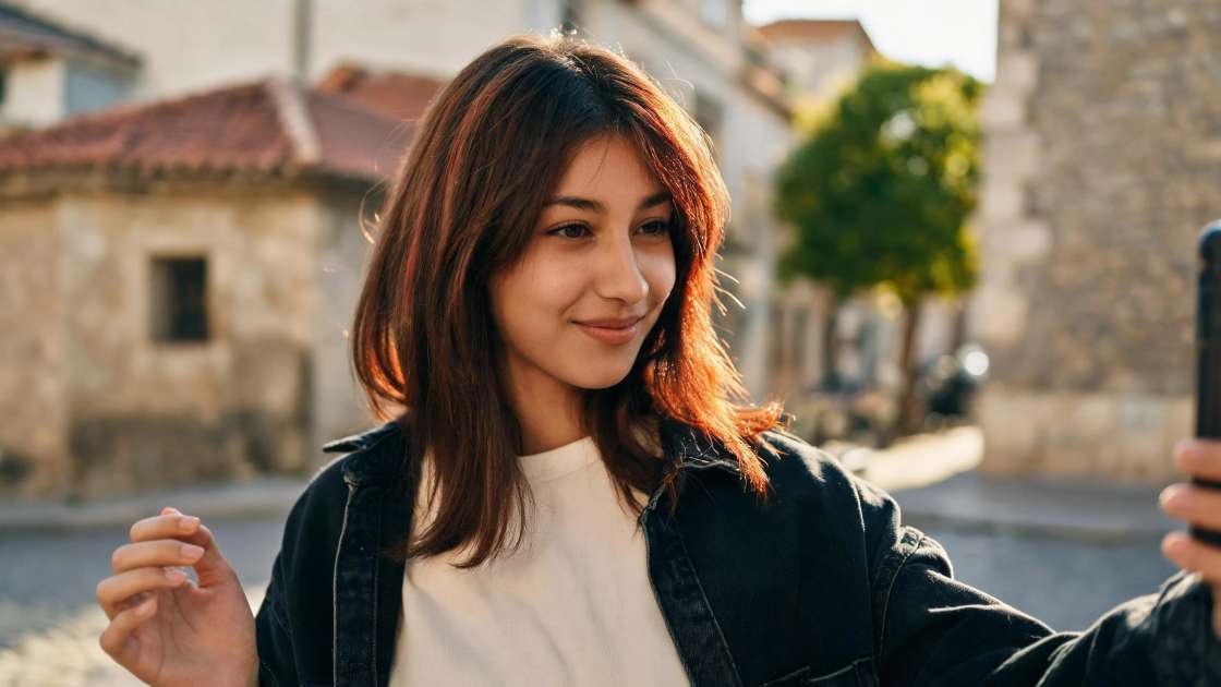 Hair Colors for Olive Skin: Your Ultimate Guide to Warm, Cool, and Neutral Tones